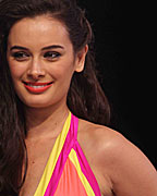 Evelyn Sharma